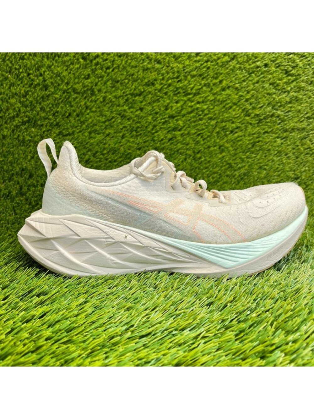 Asics Versablast 3 Womens Size 9.5 Beige Blue Athletic Running Shoes Sneakers